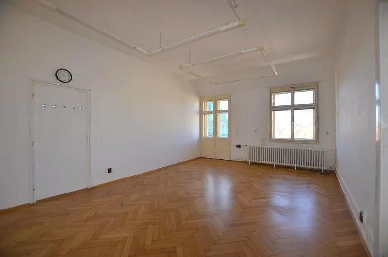 Pronájem komerčního prostoru 20 m², Senovážné náměstí · Nové Město