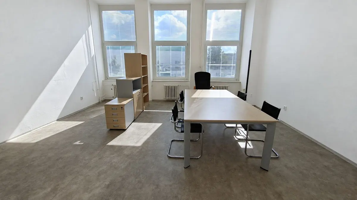Pronájem komerčního prostoru 37 m², Podnikatelská · Běchovice