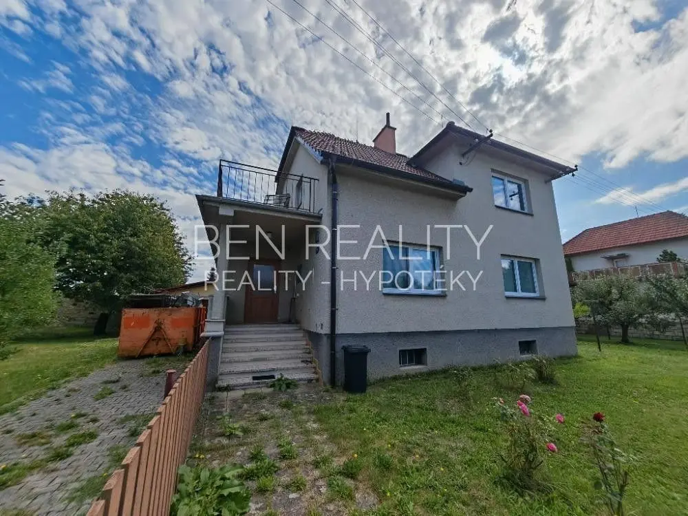 Prodej domu 240 m², Záhumení III · Louky · Zlín