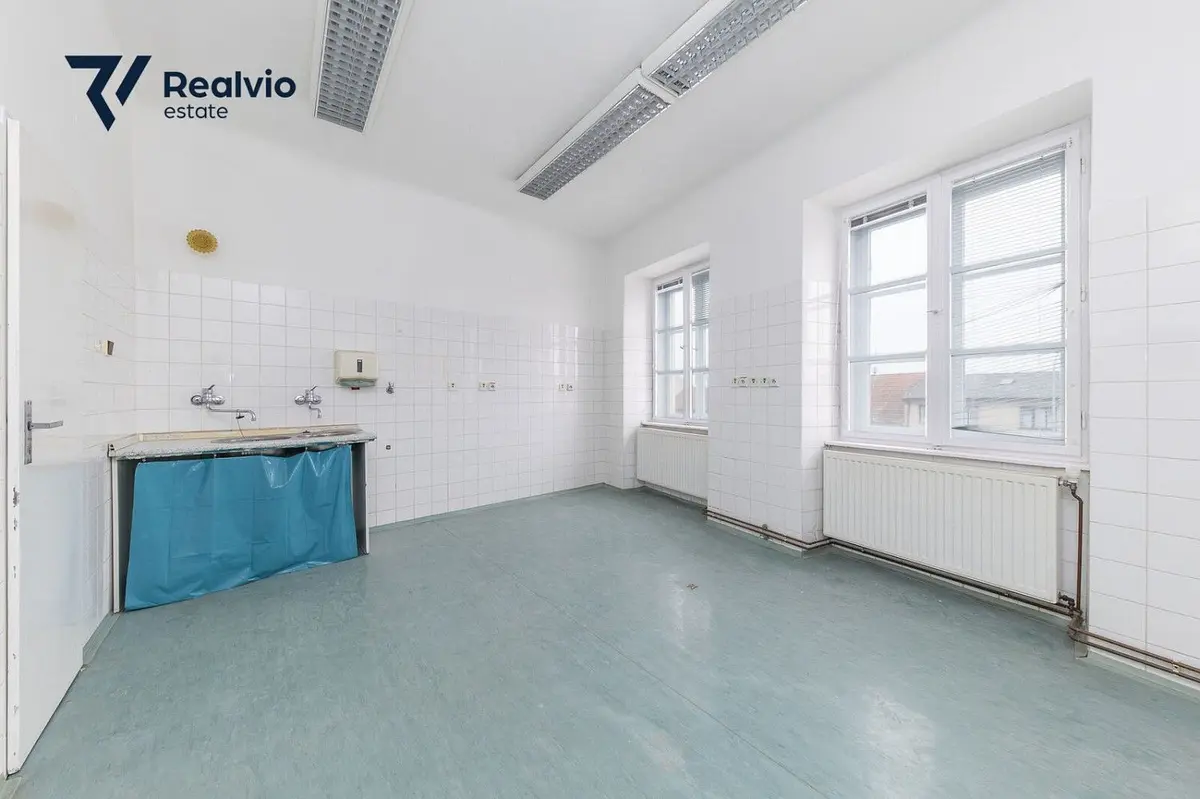 Pronájem komerčního prostoru 70 m², Palackého náměstí · Slavkov u Brna