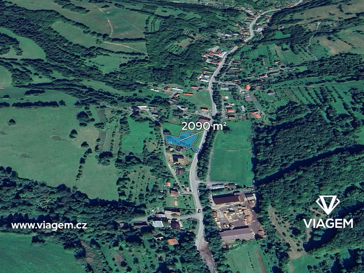 Prodej pozemku 522 m², Valašská Senice