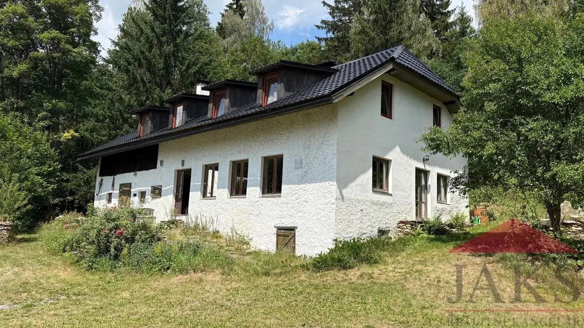 Prodej nemovitosti 265 m², Dolní Dvorce u Kašperských Hor · Kašperské Hory