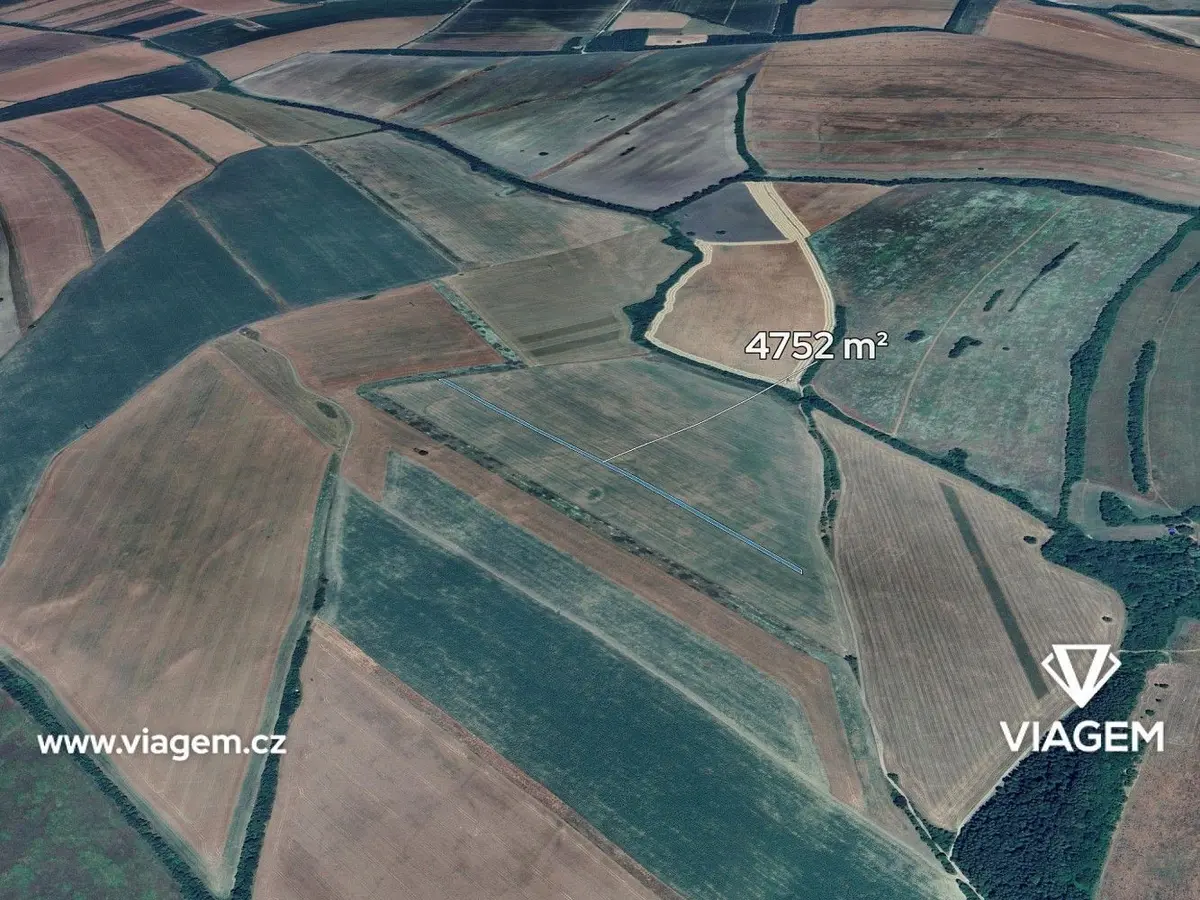 Prodej pozemku 2376 m², Velká nad Veličkou
