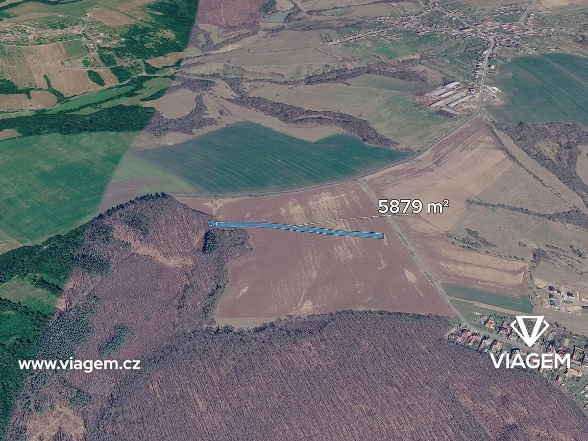 Prodej pozemku 3674 m², Dobrkovice
