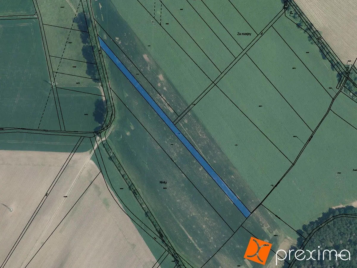 Prodej pozemku 979 m², Veverské Knínice