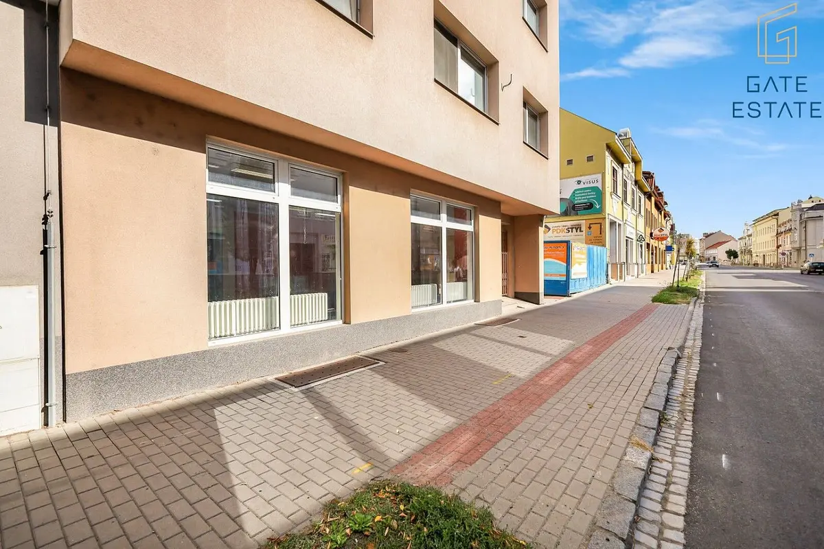 Prodej komerčního prostoru 87 m², Všetuly · Holešov
