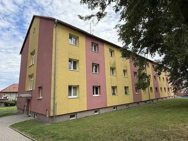 Prodej bytu 1+1 32 m², Stochov