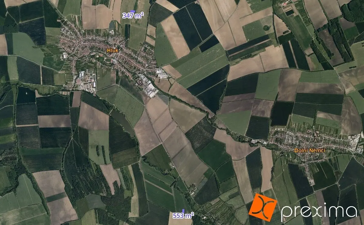Prodej pozemku 206 m², nám. Komenského · Hluk