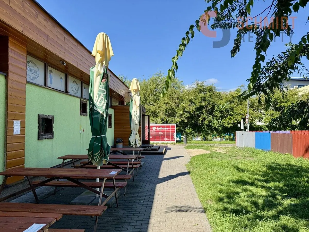 Pronájem komerčního prostoru 350 m², Břeclav