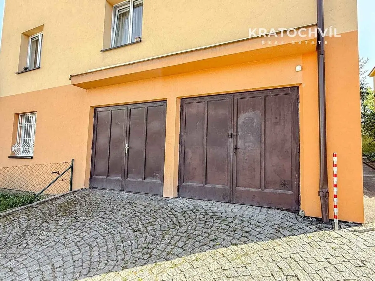 Prodej nemovitosti 14 m², Smíchov