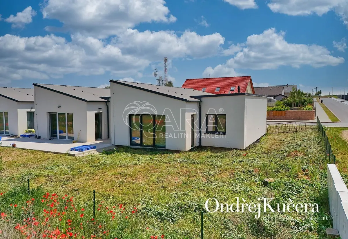 Prodej bytu 4+kk 95 m², Buštěhrad