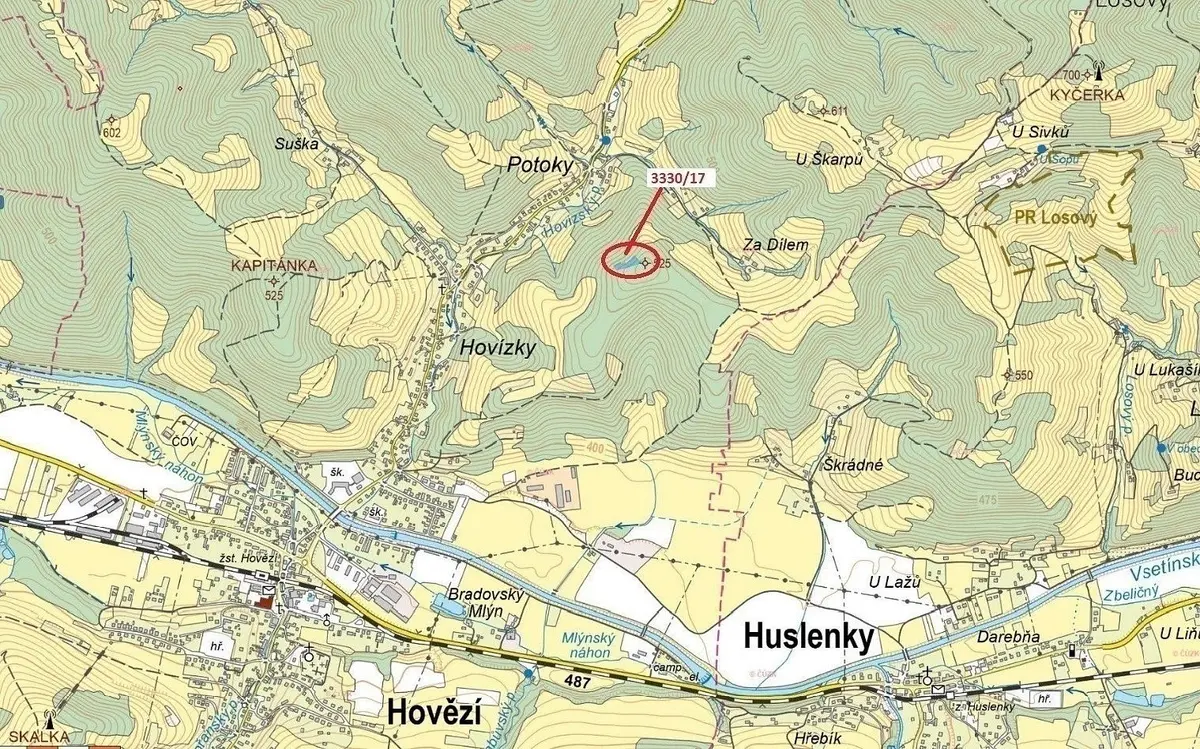 Prodej pozemku 1781 m², Hovězí