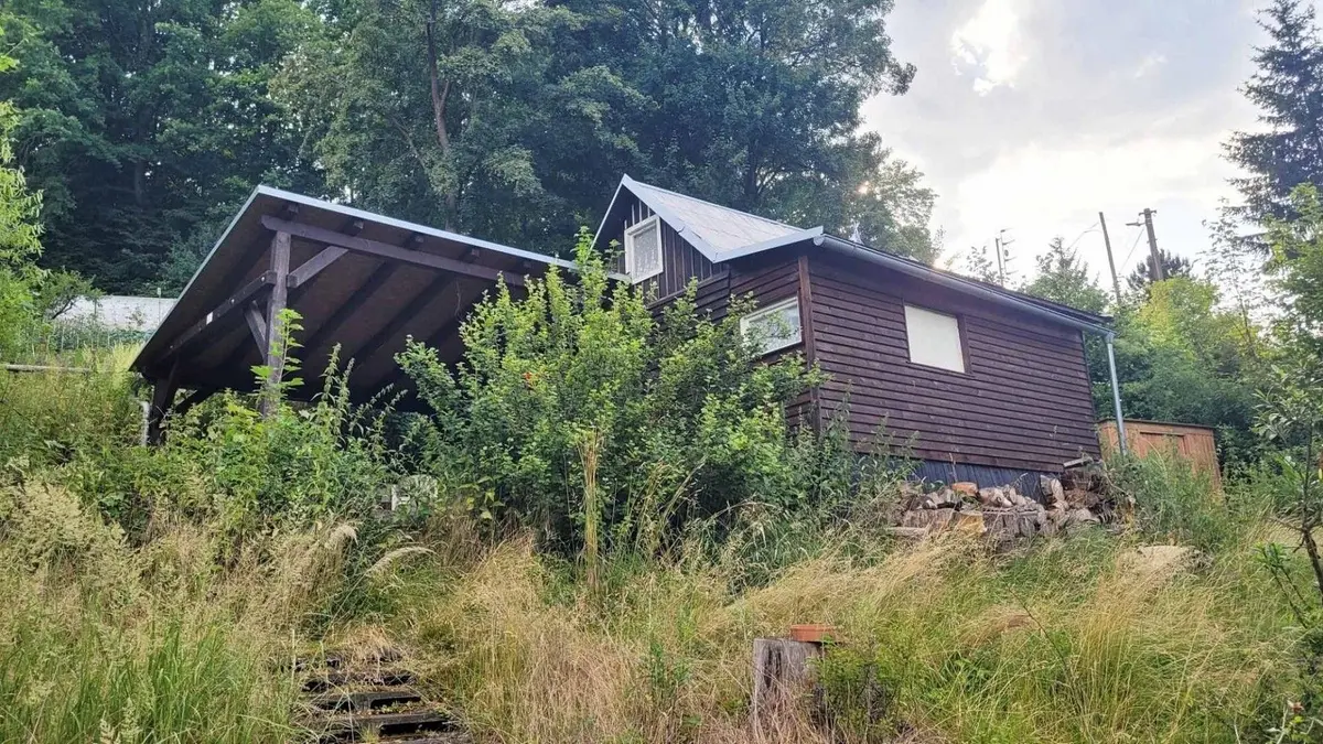 Prodej nemovitosti 16 m², Horní Zálezly · Malečov