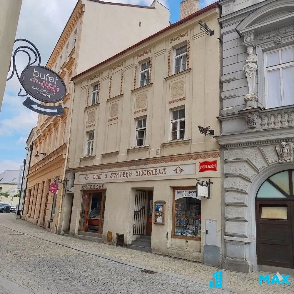Prodej komerčního prostoru 350 m², Divišovo náměstí · Znojmo-město · Znojmo
