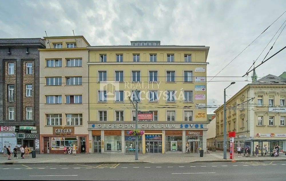 Pronájem komerčního prostoru 688 m², Mírové náměstí · Ústí nad Labem