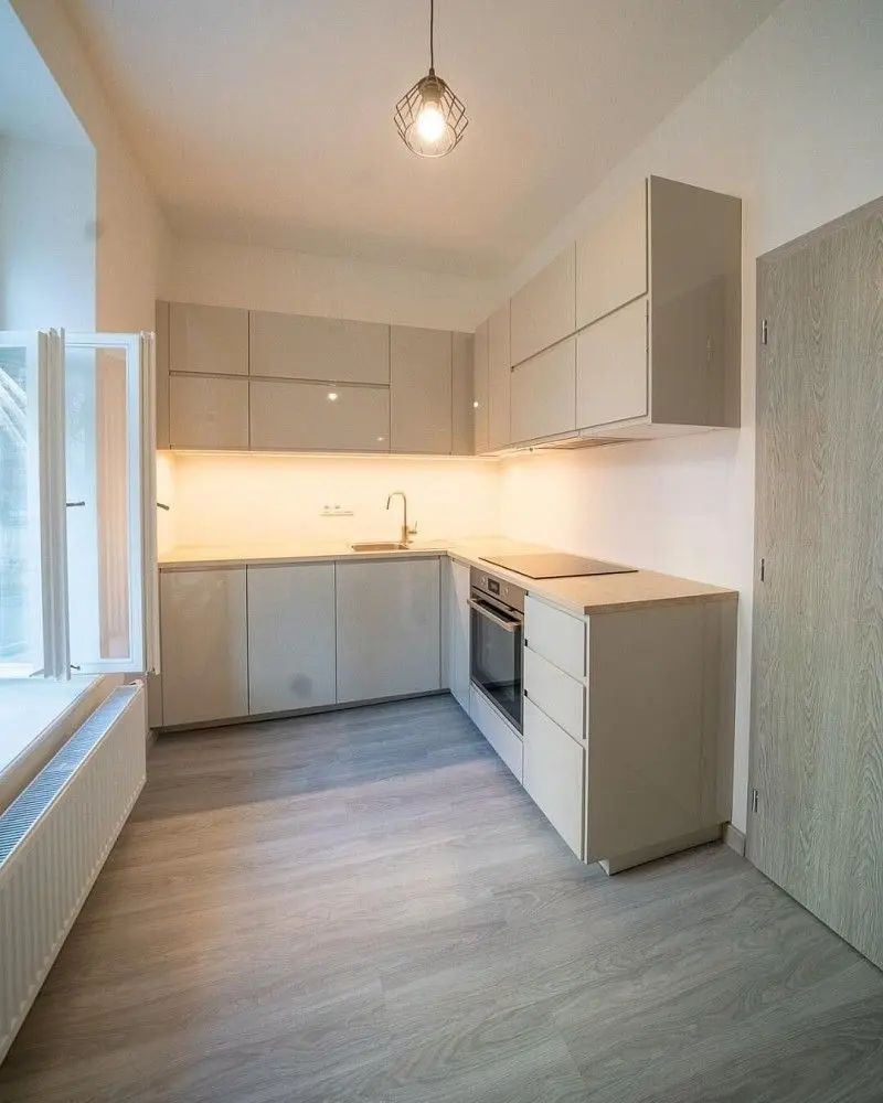 Prodej bytu 1+1 37 m², Košická · Vršovice
