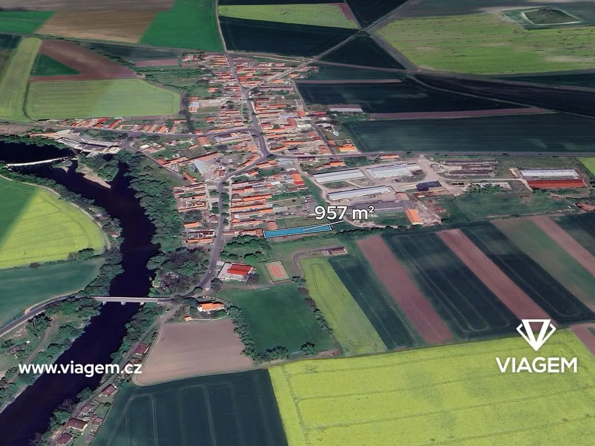 Prodej pozemku 119 m², Křesín