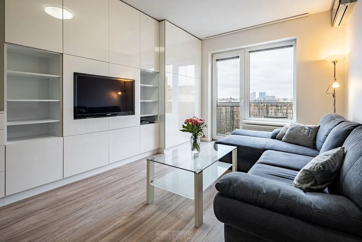 Pronájem bytu 2+kk 45 m², Horská · Nové Město