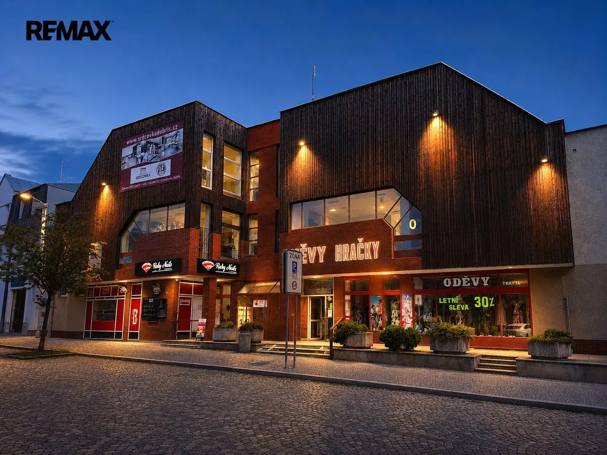 Prodej komerčního prostoru 503 m², Mírové náměstí · Dobříš