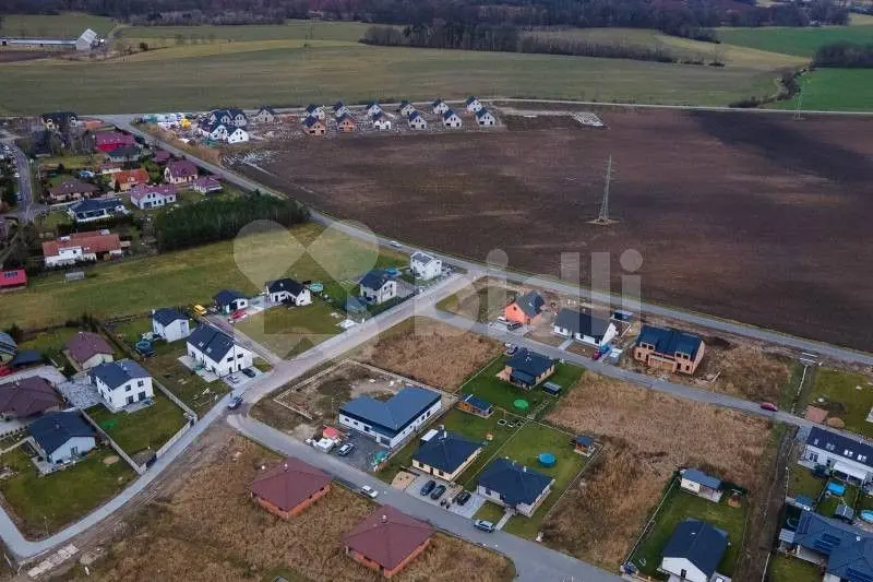 Prodej pozemku 1206 m², Dříteč