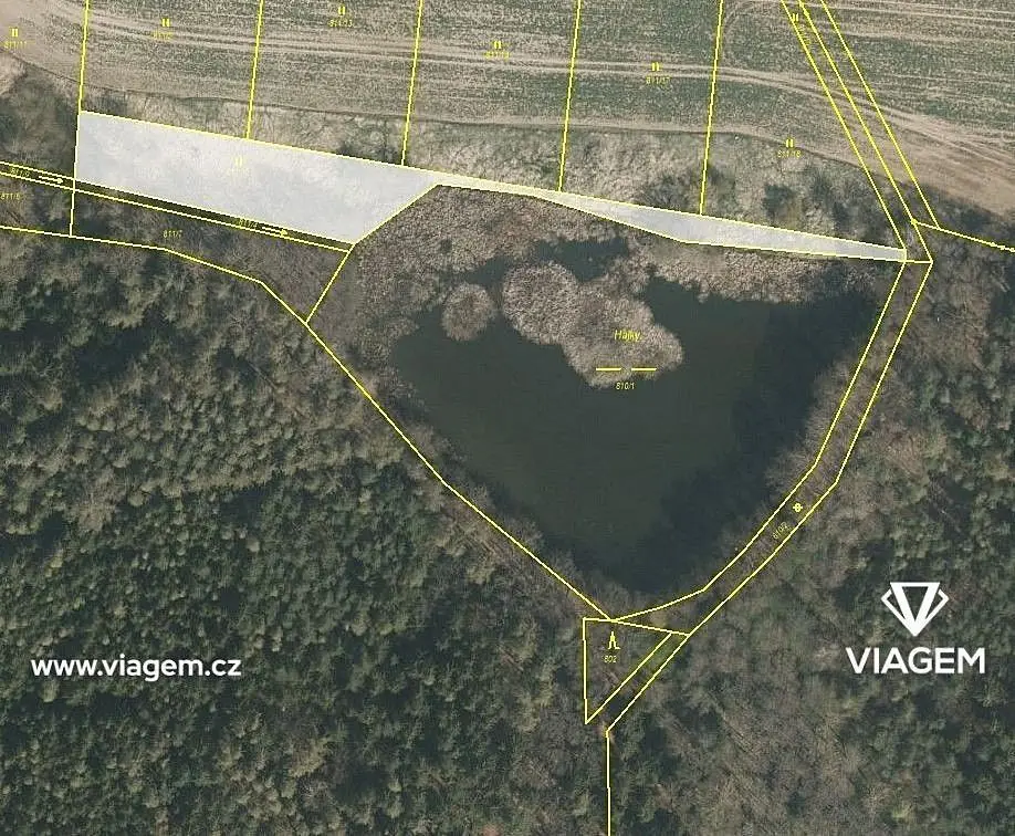 Prodej pozemku 424 m², Rakovice