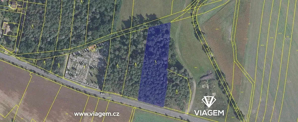 Prodej pozemku 884 m², Sokoleč