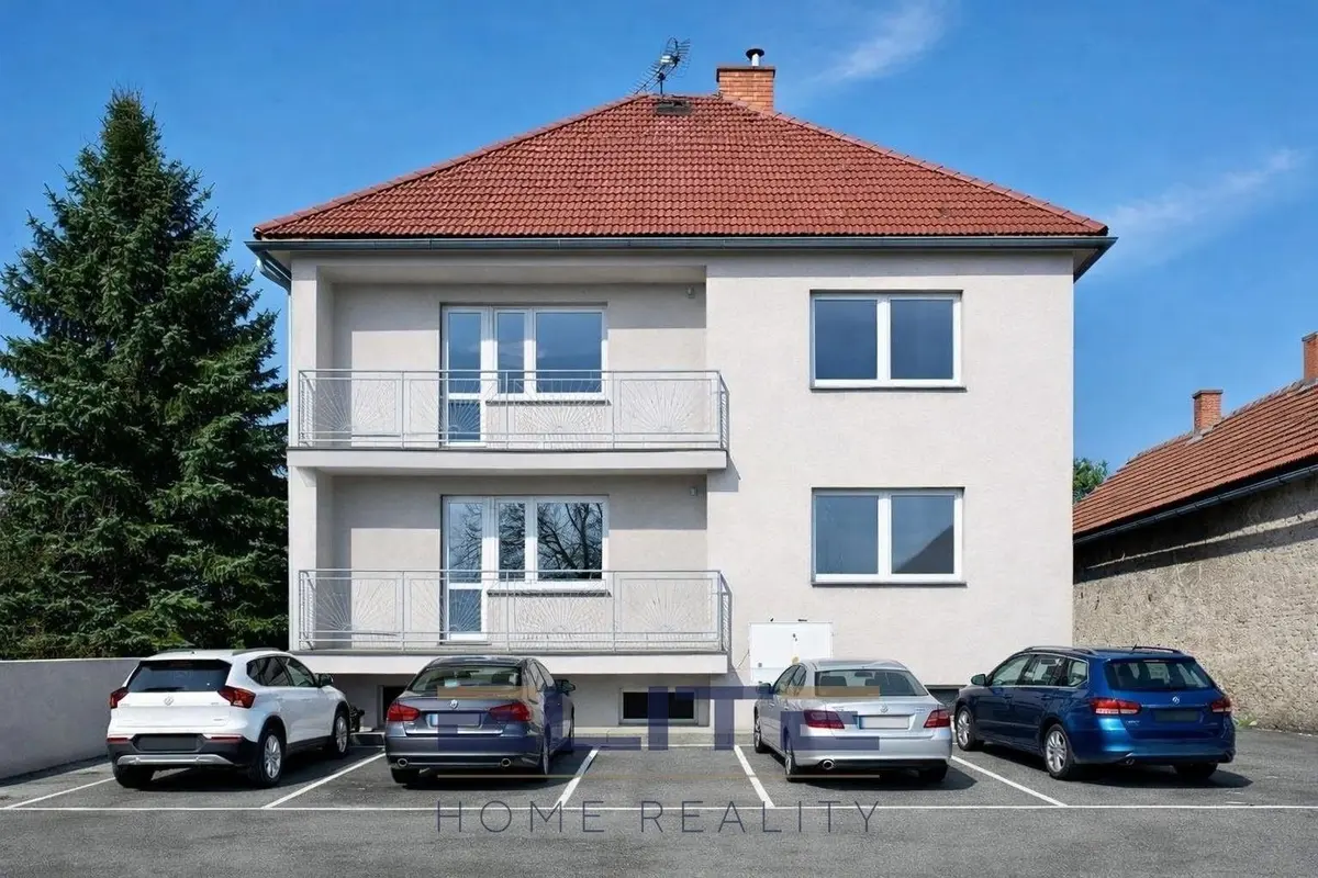 Prodej domu 253 m², Hradčany u Žehuně · Hradčany