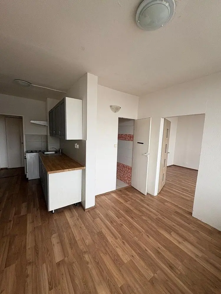 Pronájem bytu 3+1 82 m², Sídliště Za Chlumem · Bílina