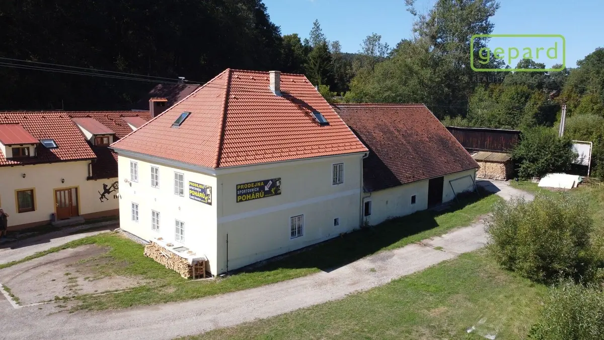 Prodej komerčního prostoru 460 m², Chvalšinská · Český Krumlov