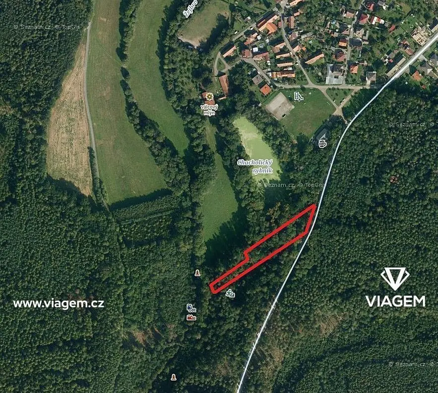 Prodej pozemku 1007 m², Chacholice · Chrast
