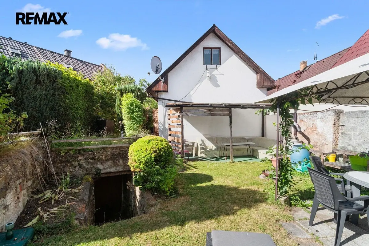 Prodej nemovitosti 108 m², Roztoky u Křivoklátu · Roztoky