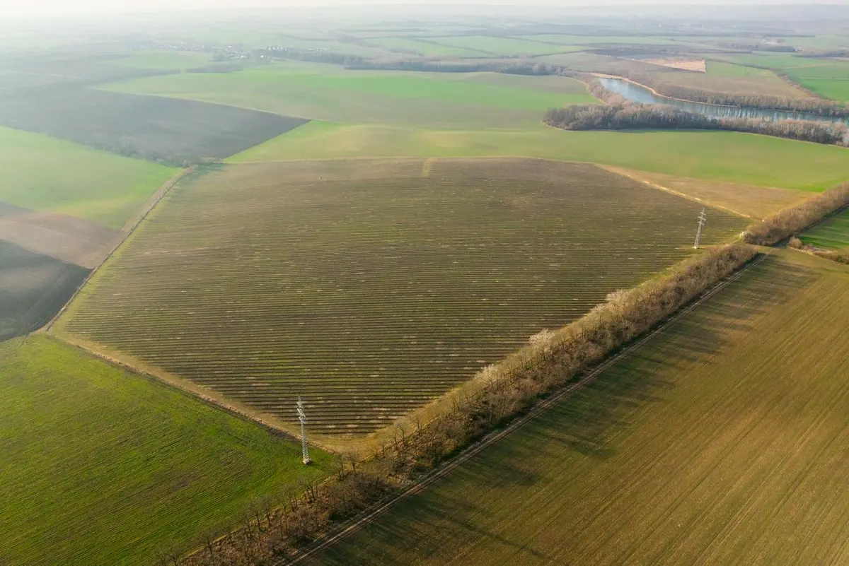 Prodej pozemku 243931 m², Troskotovice