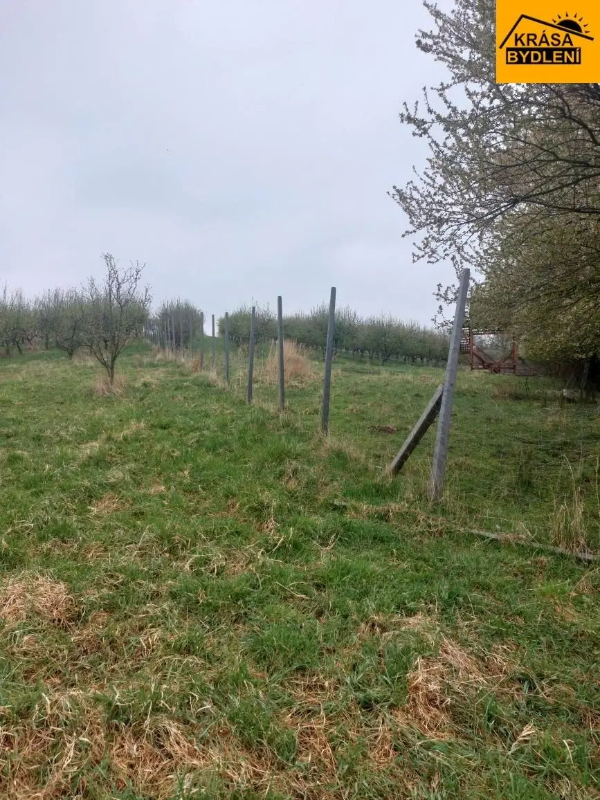 Prodej pozemku 9766 m², Polom u Hranic · Polom