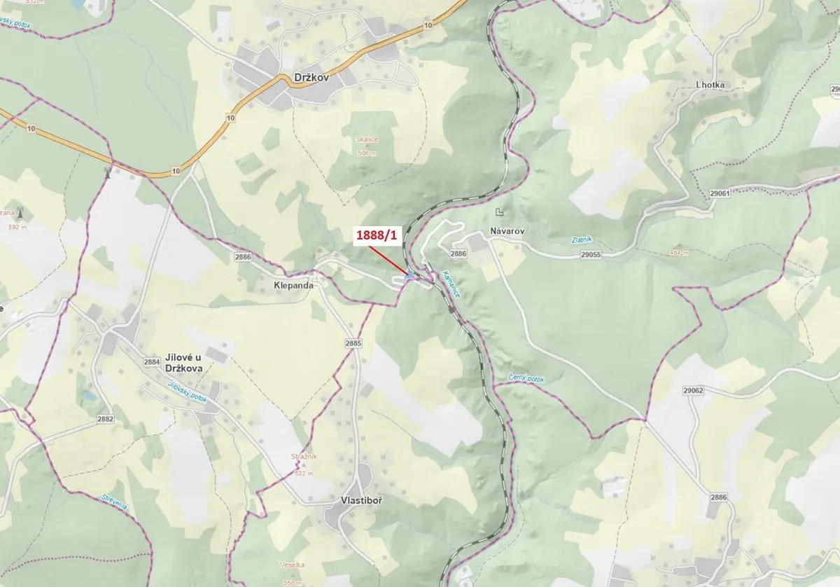 Prodej pozemku 1487 m², Držkov