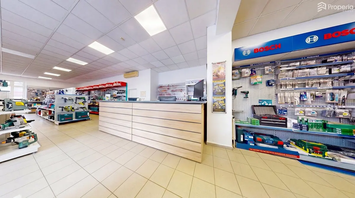 Prodej komerčního prostoru 875 m², Brněnská · Hodonín