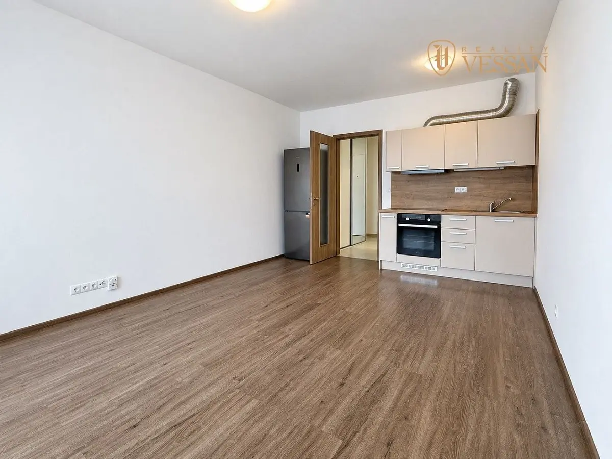 Prodej bytu 1+kk 31 m², Mantovská · Horní Měcholupy