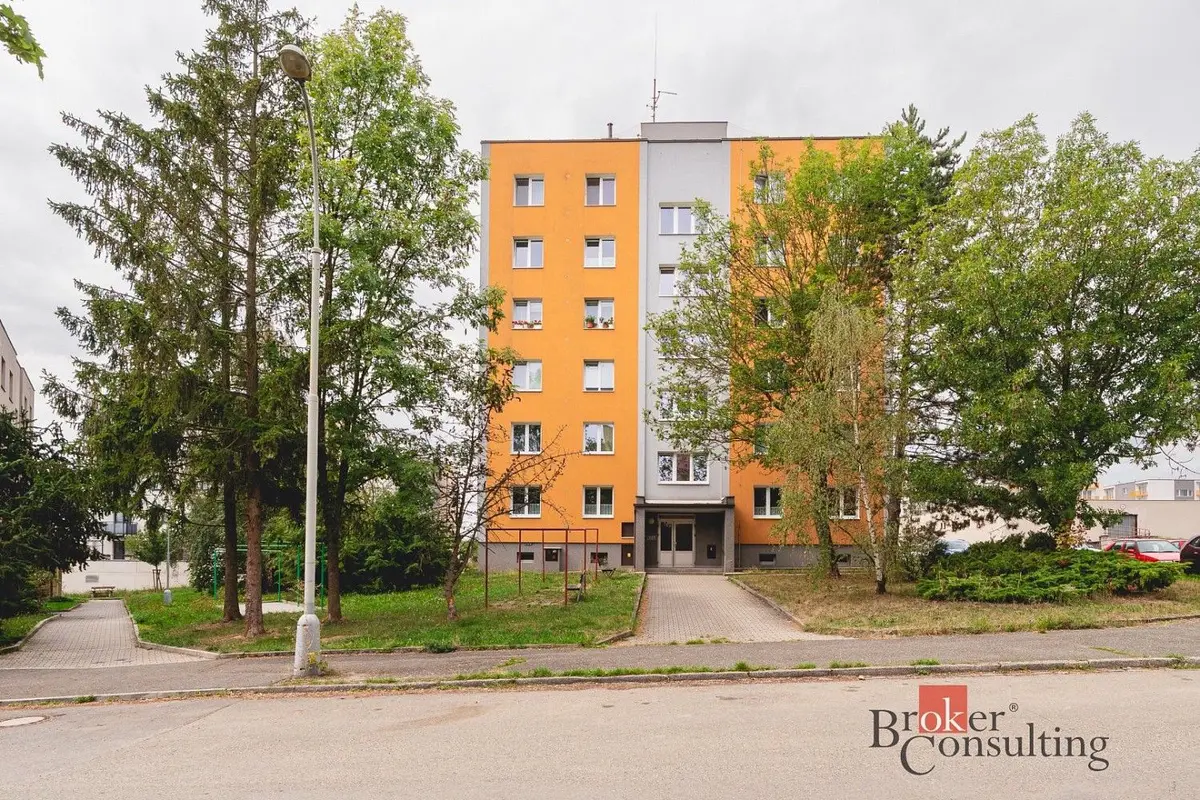 Prodej bytu 1+1 34 m², Waltrova · Skvrňany · Plzeň