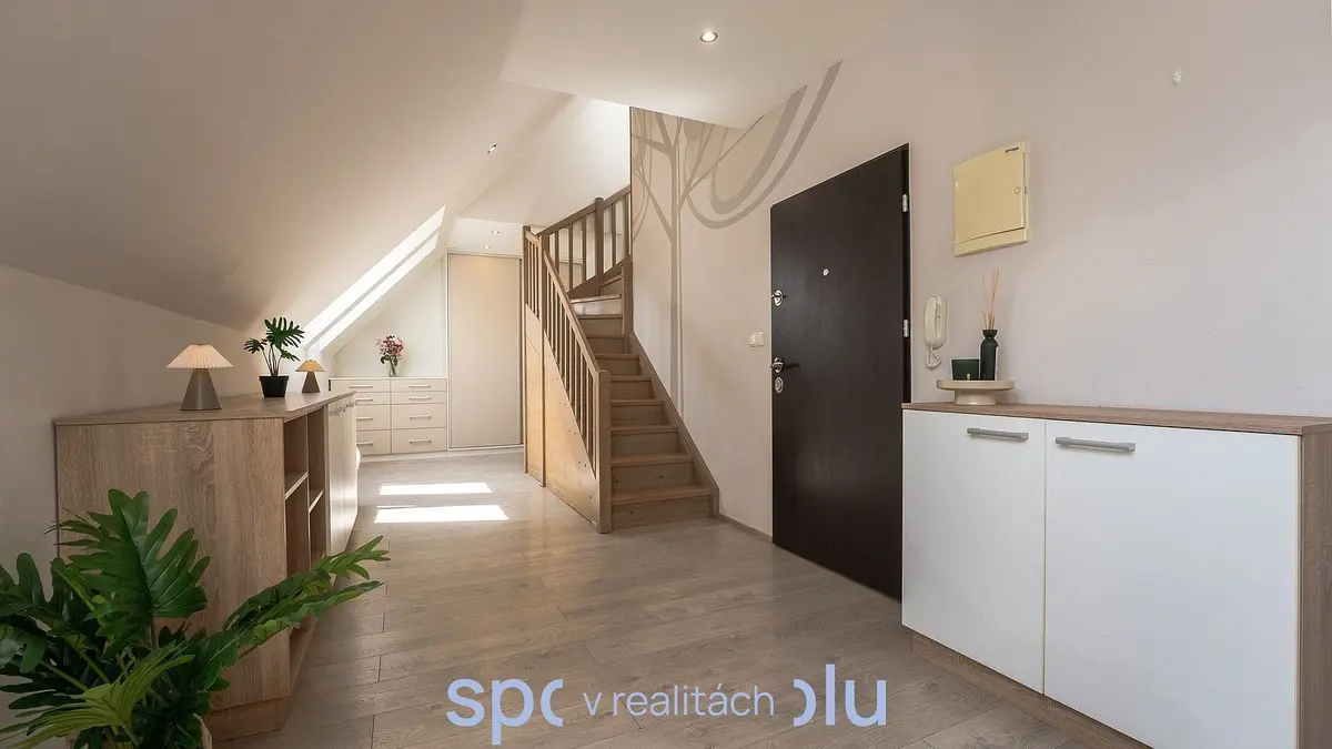 Prodej bytu 4+kk 118 m², Šafaříkova · Královo Pole · Brno