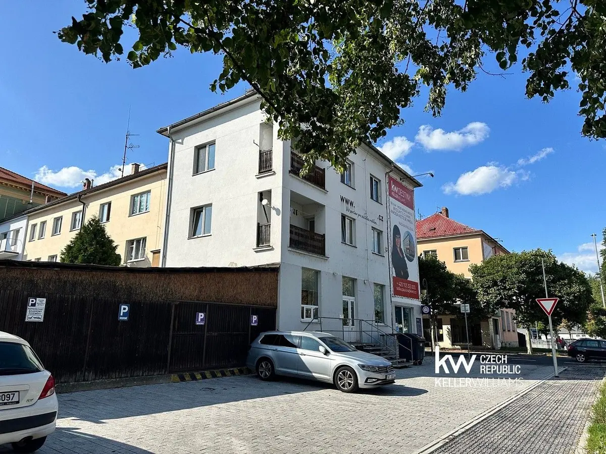 Pronájem komerčního prostoru 136 m², Bílina
