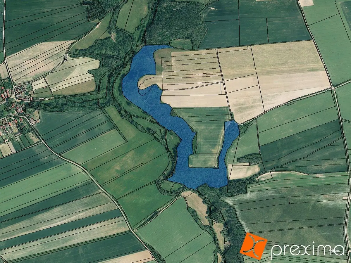 Prodej pozemku 254 m², Šípy