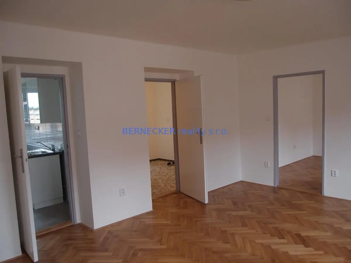 Pronájem bytu 2+1 56 m², Horova · Pražské Předměstí - sever · Hradec Králové
