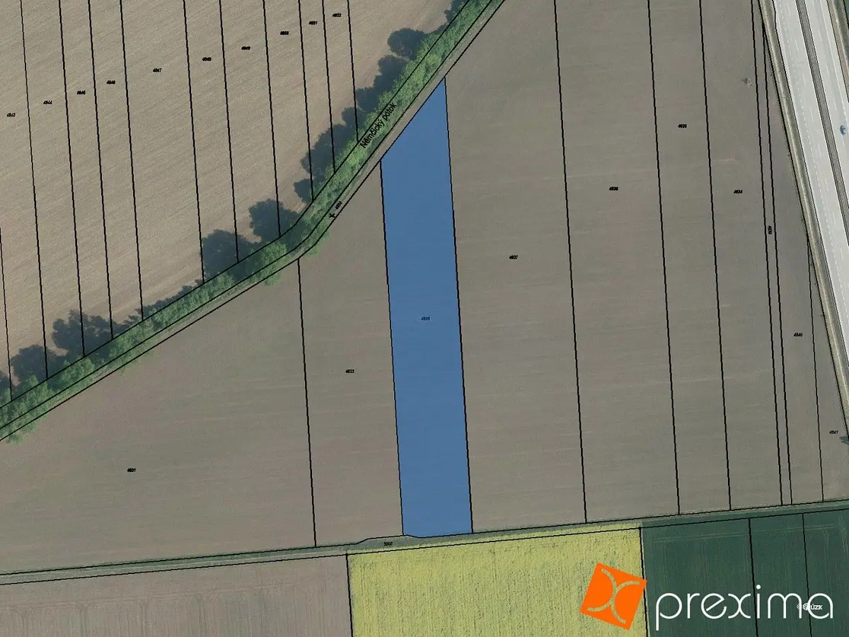 Prodej pozemku 2931 m², Hulín