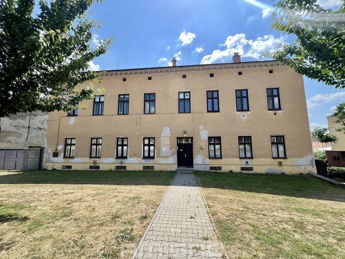 Prodej domu 1000 m², náměstí Viléma Mrštíka · Ostrovačice