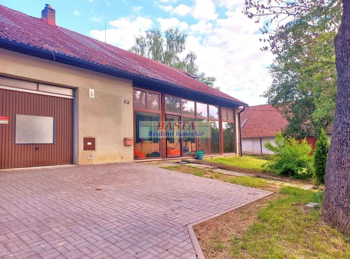 Pronájem domu 195 m², Kamenička · Kamenice