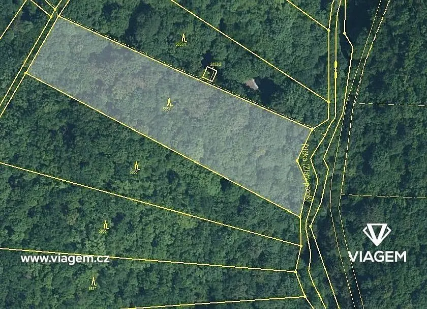 Prodej pozemku 1092 m², Líšeň · Brno