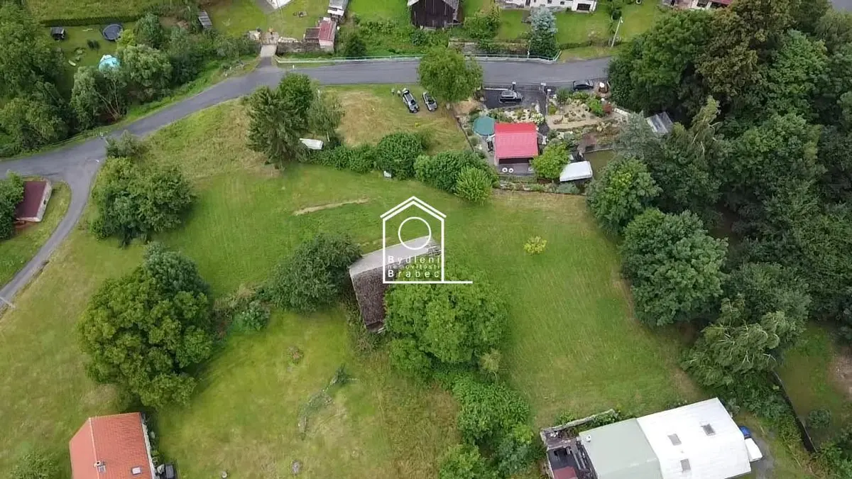 Prodej pozemku 2465 m², Velká Bukovina