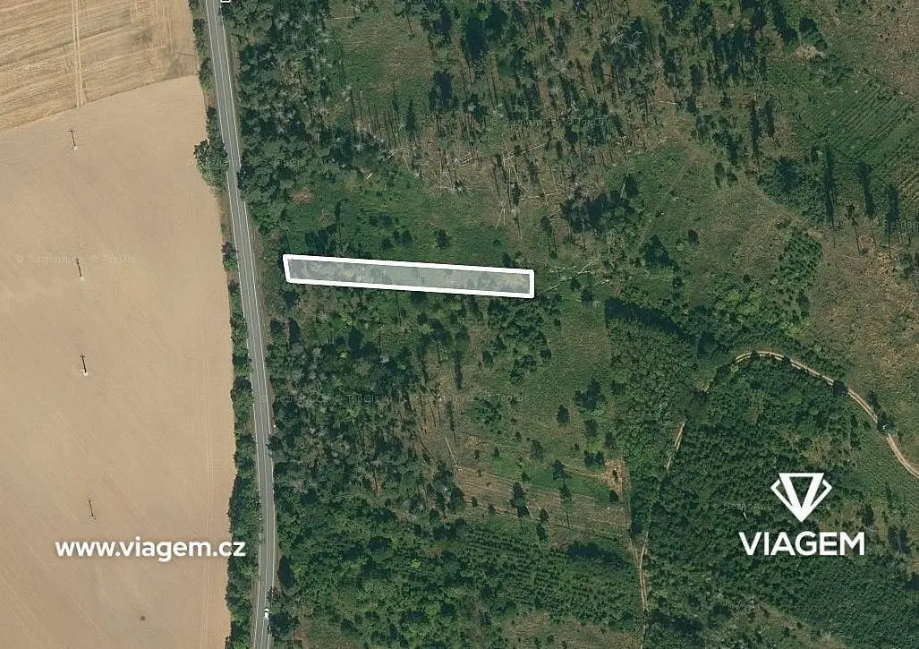 Prodej pozemku 711 m², Petrůvky