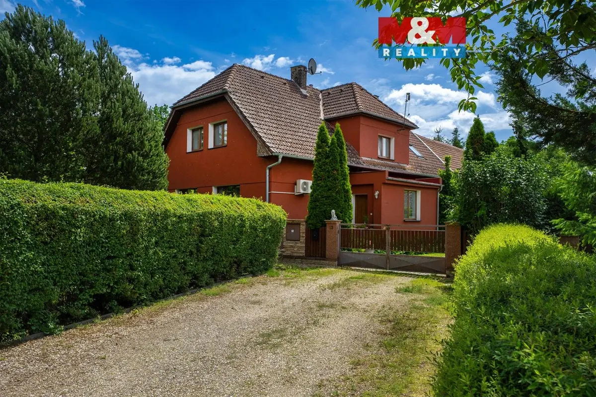 Prodej domu 250 m², Koprník · Kněžmost