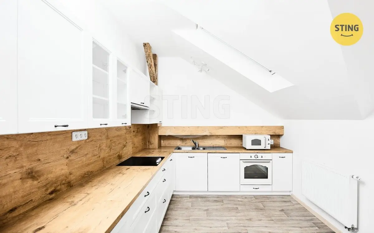 Pronájem bytu 5+1 154 m², Husova · Třinec