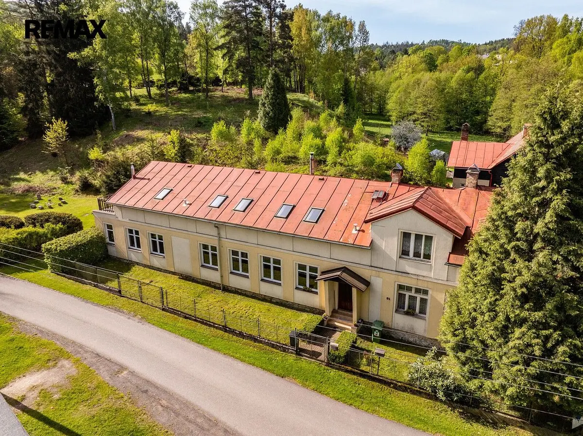 Prodej komerčního prostoru 421 m², Falknov · Kytlice